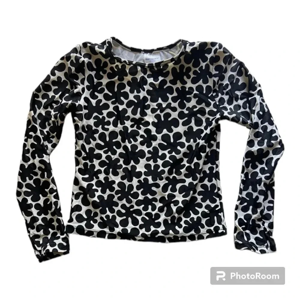 Black and White Floral Women's Rash Gaurd Swim Top